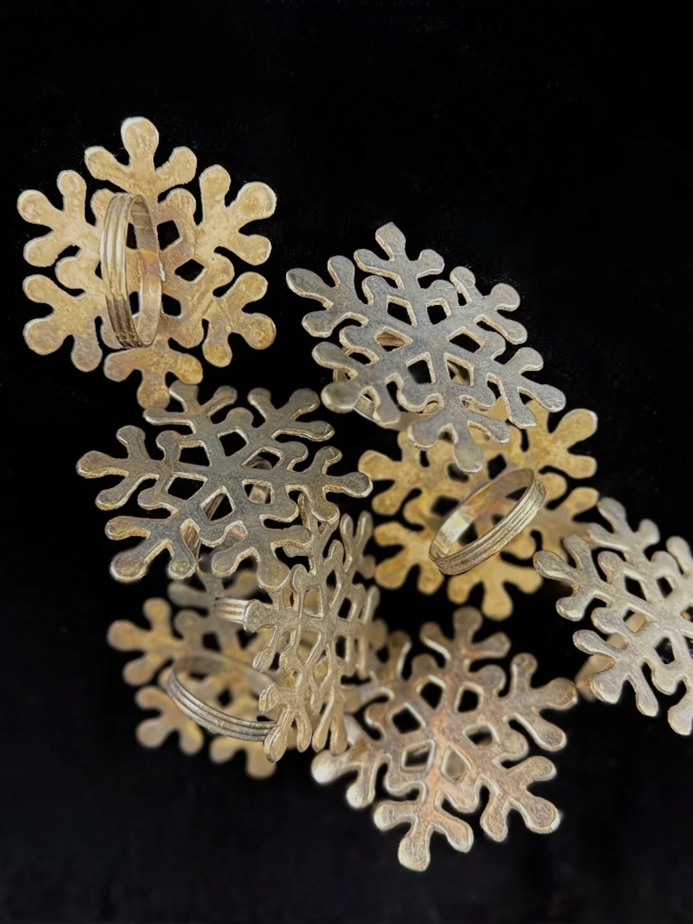 8 Snowflake Napkin Rings Christmas Winter Napkin Holders Set Silver Tone